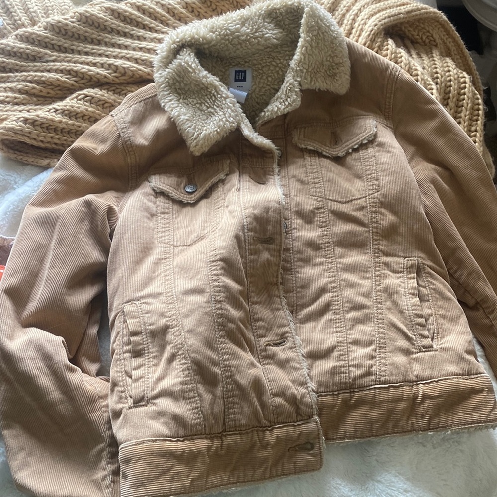 Vintage Gap jacket. Corduroy and light brown